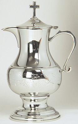 Flagon Pewter Engraved Grapes Design K367